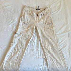 Adorable cargos from Nanushparis fits as S/M. Stretch material.